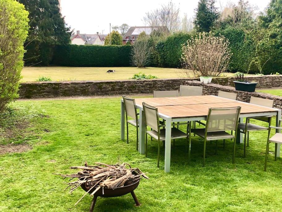 Willa Cosy Farmhouse Escape In Monmouthshire Wolves Newton Zewnętrze zdjęcie